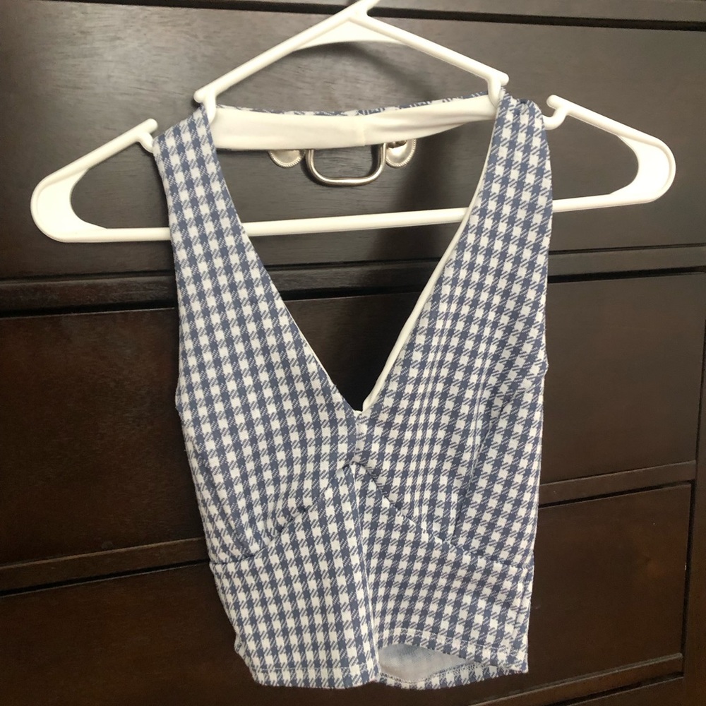 Halter top